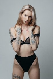 Фотография номер 6 - Ада, 20 лет