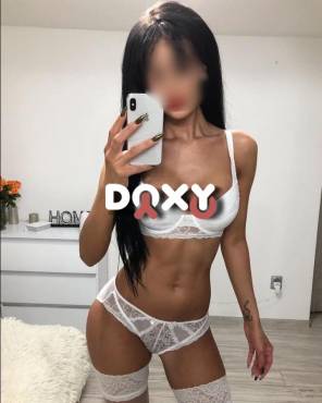 Фотография номер 2 - Алина, 20 лет